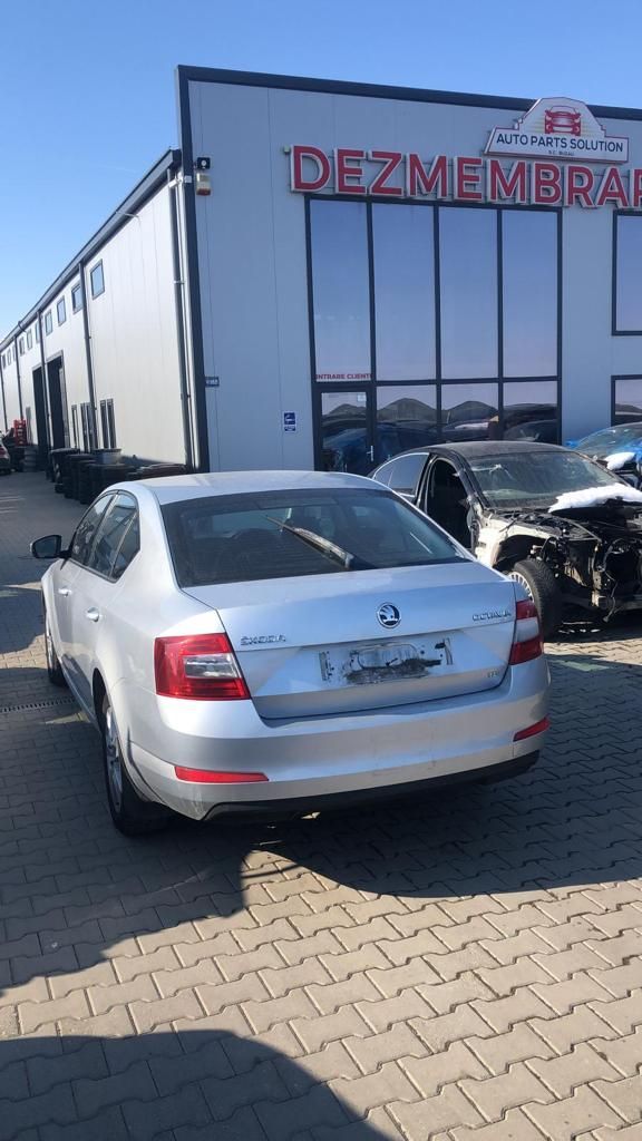 Dezmembram Skoda Octavia 3 1.6 TDI DSG 7 an fabr.  2014