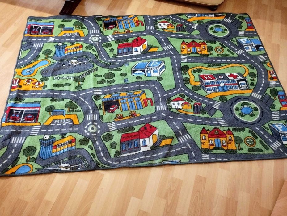 Детски килим с пътища