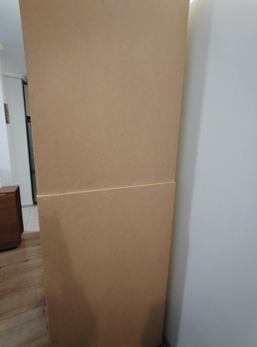 Vand dulapuri urgent