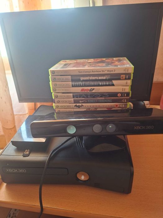 Xbox360 с 10 игри и xbox kinect