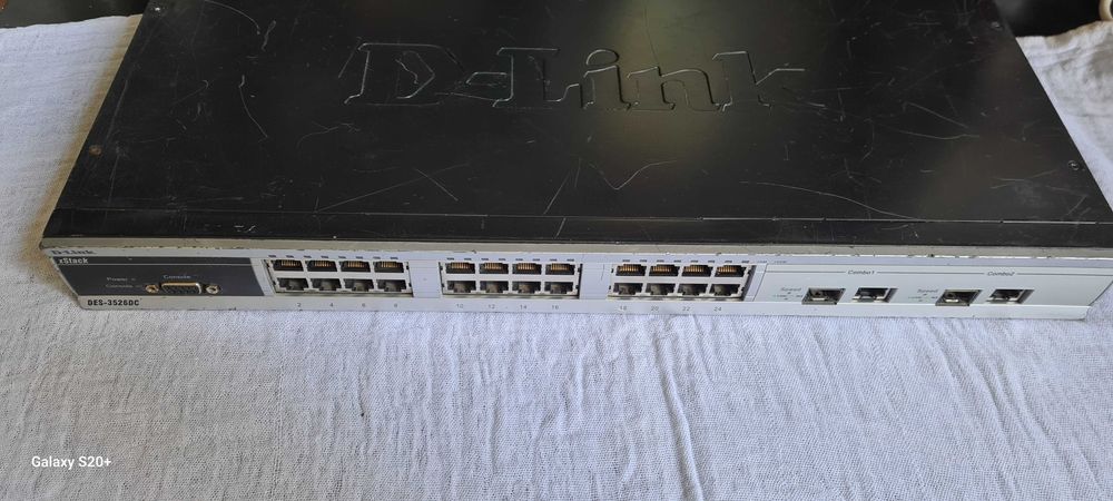 Продаётся два коммутатора D-Link DES-3526