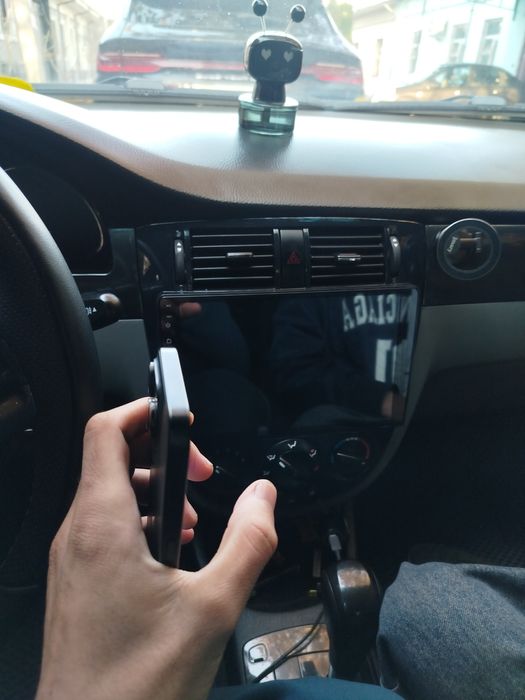 Iphone 15 pro qora 88 yomks 128 xotira