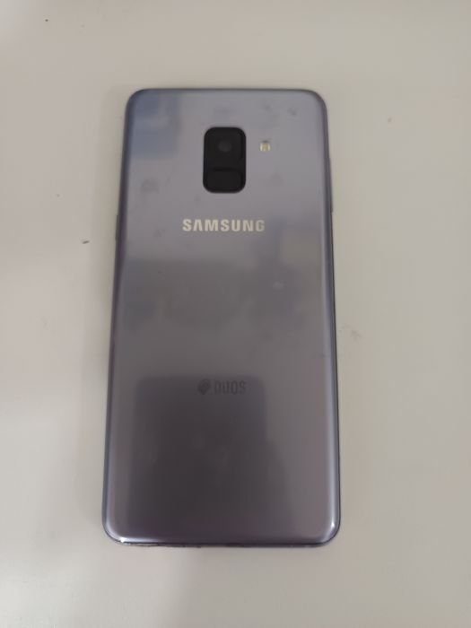 Samsung Galaxy A8 fara display si baterie