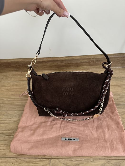 ОРИГИНАЛНА! Miu Miu дамска чанта 100% телешка кожа НЕВЕРОЯТНА!