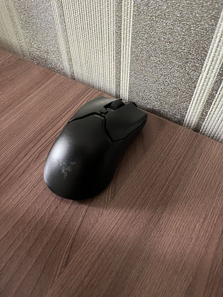Продаю Razer viper mini  Торг есть!!!