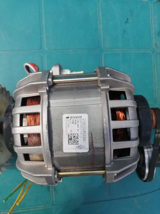 Motor.  uscător.   rufe 3 pini