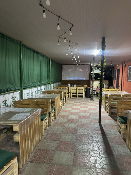 Продам столы и стулья из поддона для летника кафе