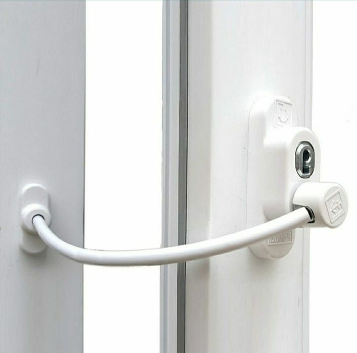 Защита на окно,тросик.защита детей