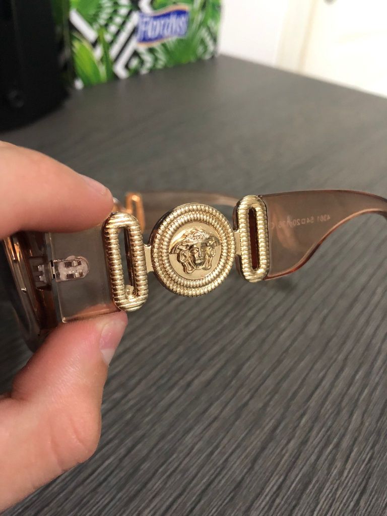 Ochelari de soare versace