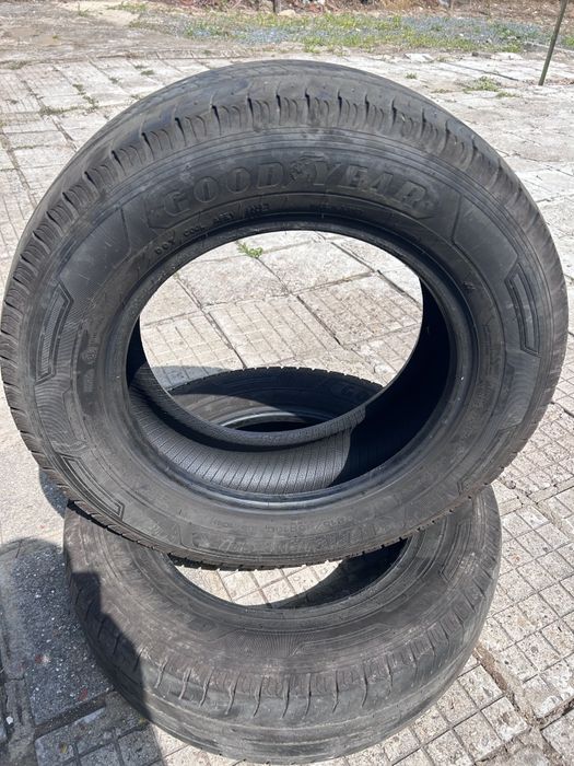 Продавам гуми GOODYEAR 215/65 R16C 106/104H