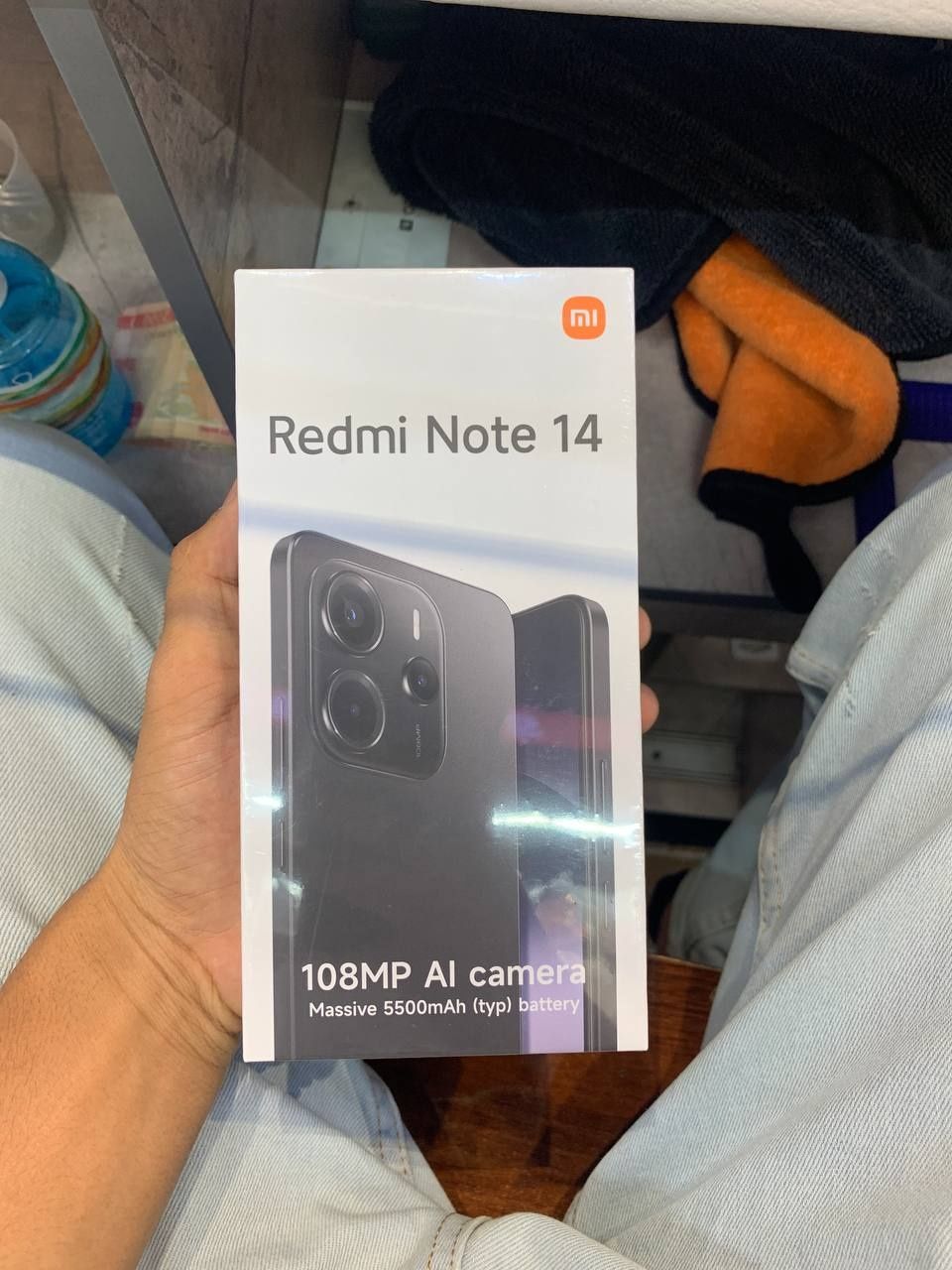 Not 14 rangi qora yangi holatada 6/128 gb joyi