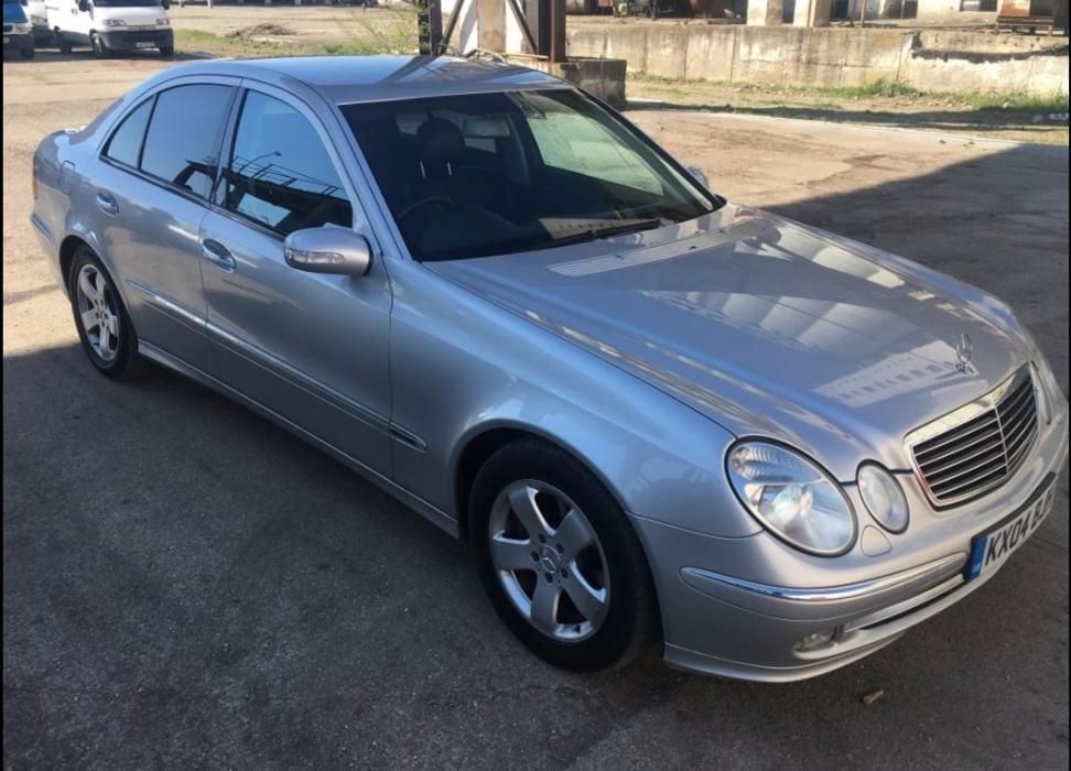 Dezmembrez Mercedes E-CLASS W211 2005 Berlina 2.2