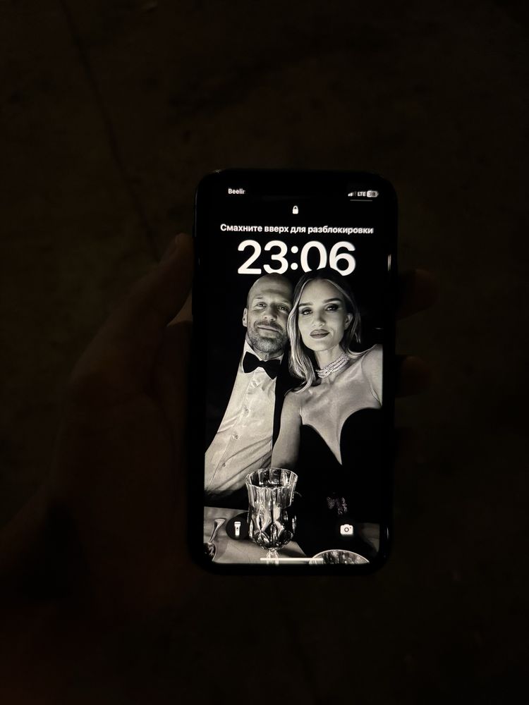 Iphone 11 Black 64 GB Ideal