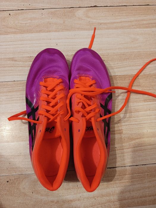 Шпайкове Asics Hyper LD6