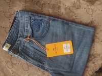Мужские брюки (джинсы) новые, классические,  размер 32