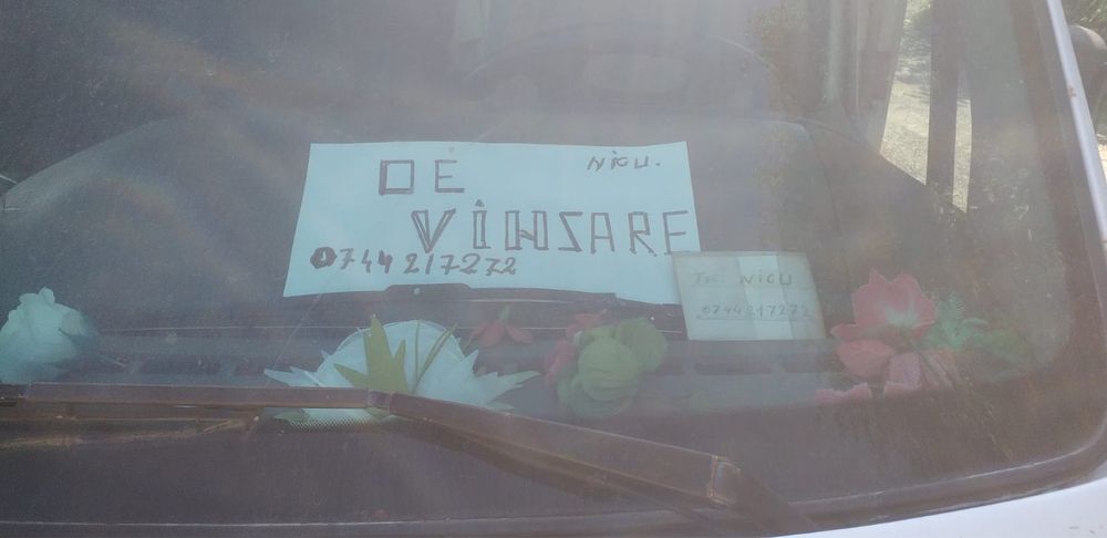 Vand autocamioneta
