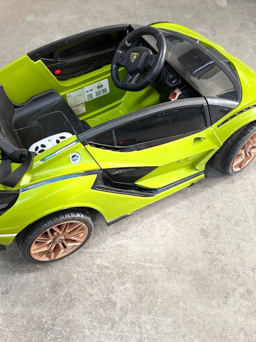 Детска електическа кола Lamborghini Sean