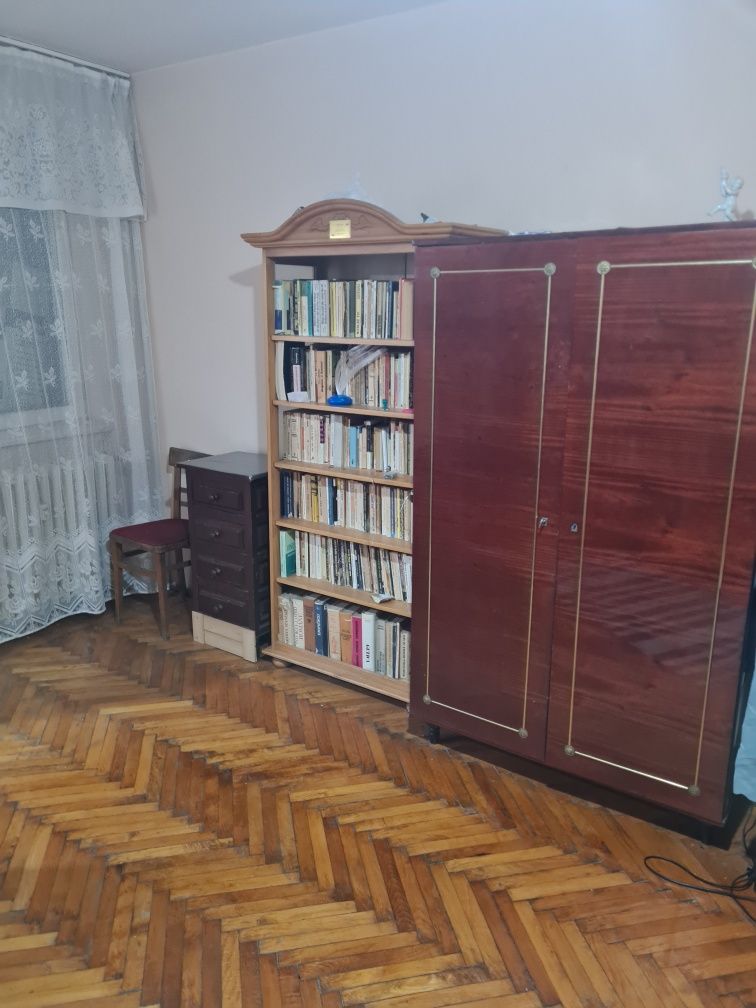 Garsoniera de inchiriat