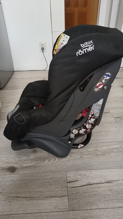 Britax Romer 9-18 kg cu insertie bebelus