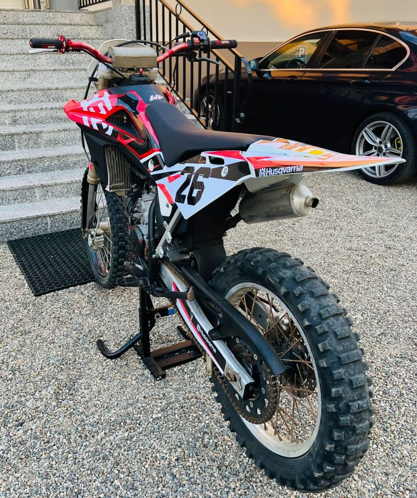 Vând husqvarna wr 125 2008