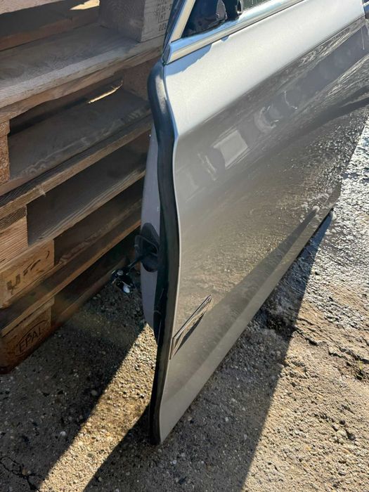 Usa stanga dreapta fata BMW seria 7 F01