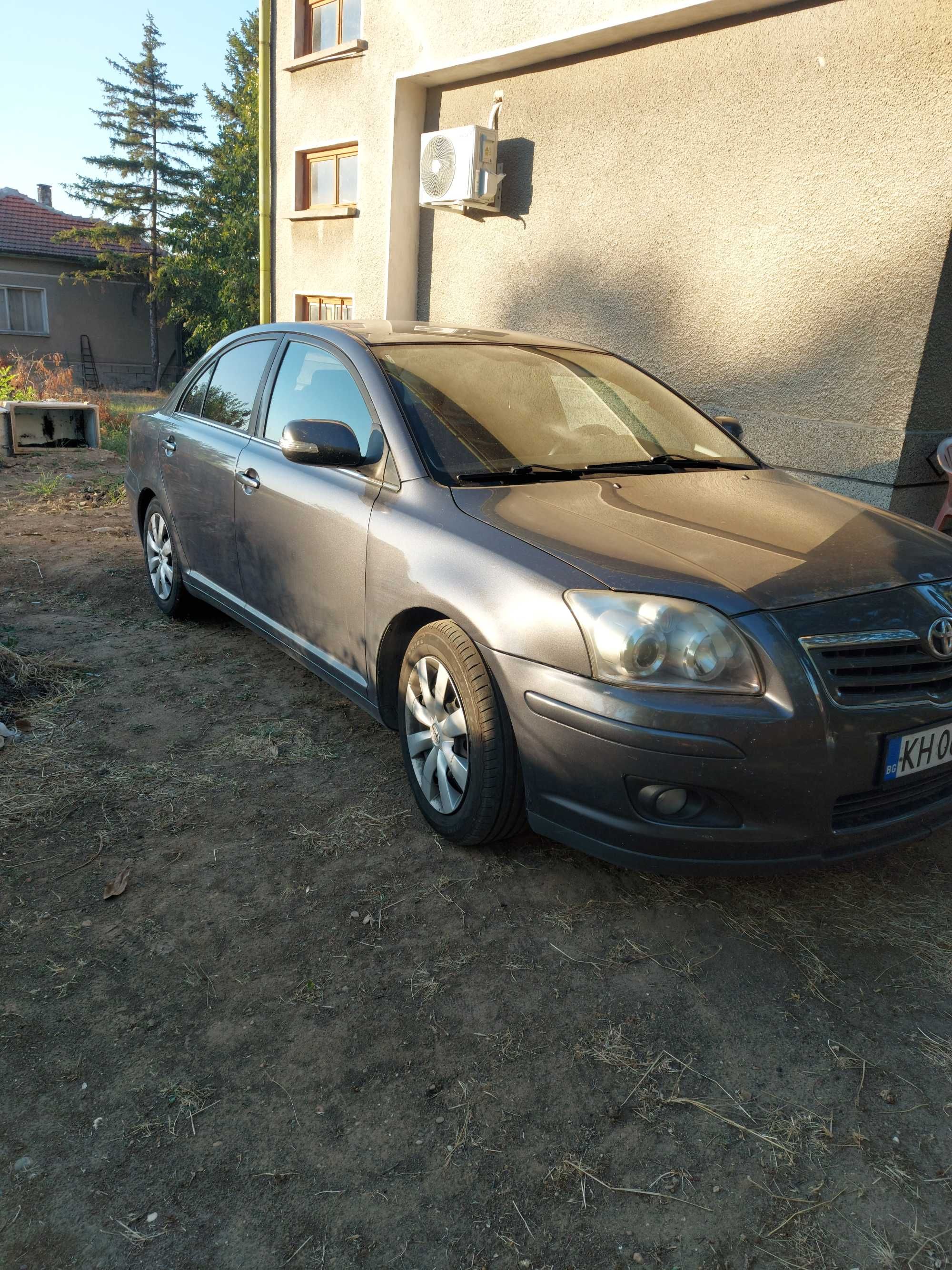 Тойота авенсис седан дизел 2008г 2.0 126 регистриран обслужен