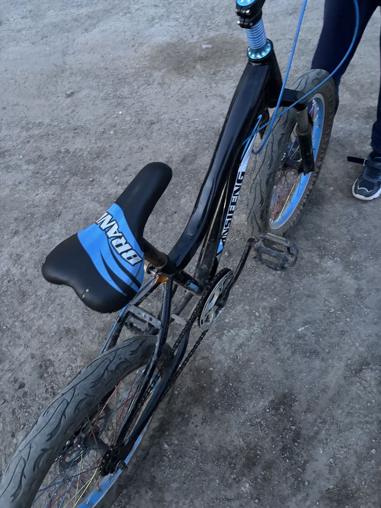 Почти новый хорошый велик