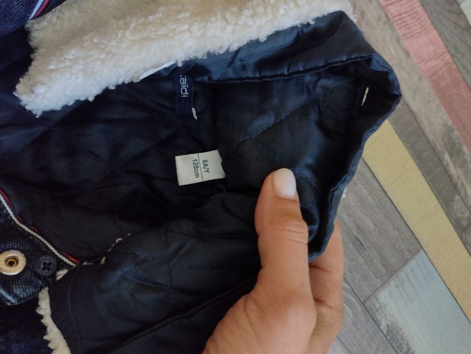 Подарък към Детско дънково яке за момче 128 см.