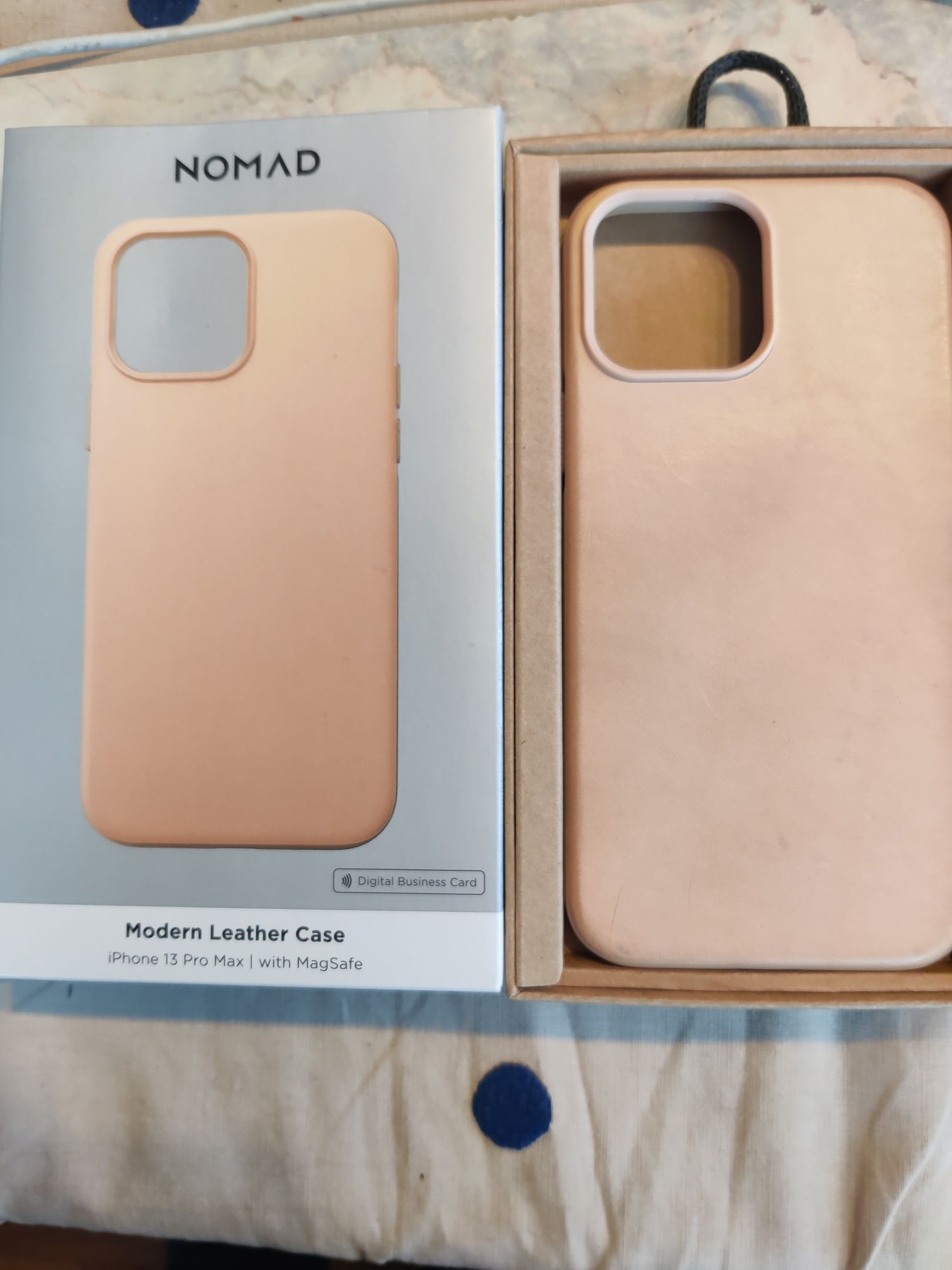 Husa Iphone 13 Pro Max Nomad  Leather Case