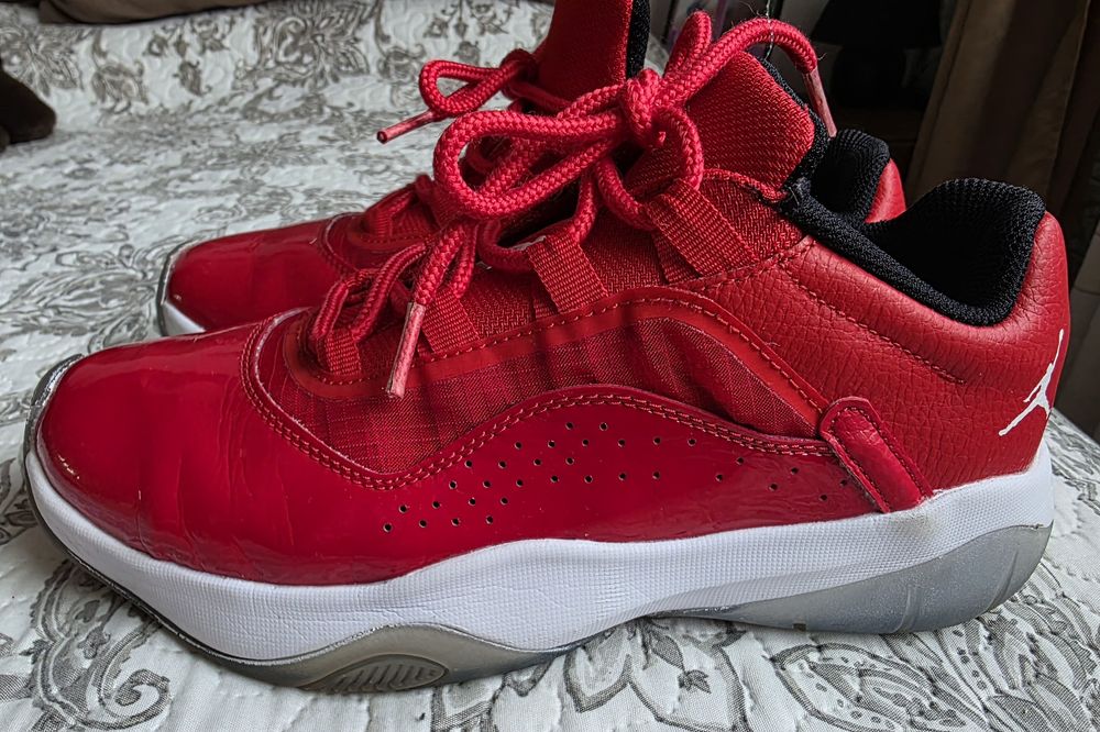 Маратонки Nike Air Jordan 11 Cmft Low
