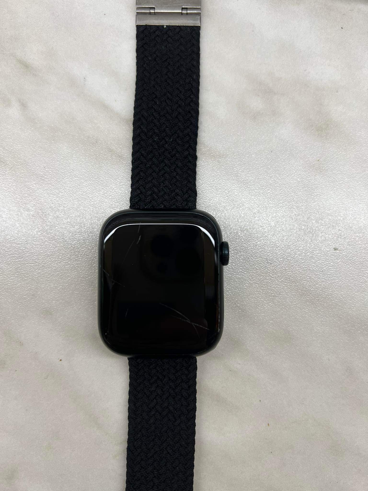 Apple watch series 8