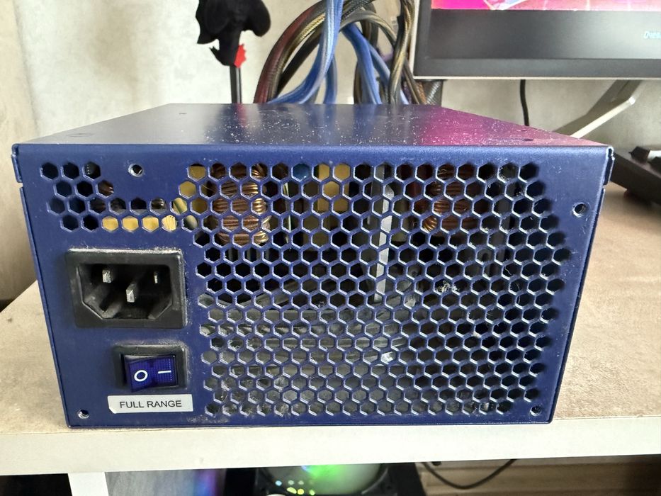 Б/У Блок питания 800 Вт. FSP Everest 80Plus 800