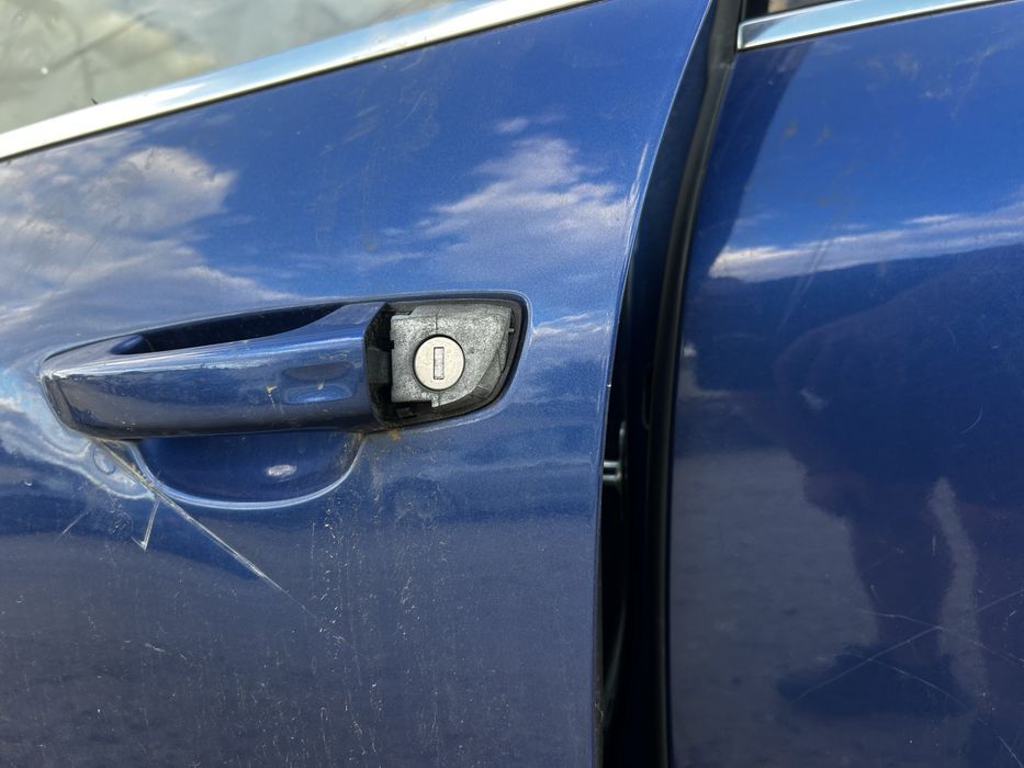 Broască ușă stânga față Keyless Entry Volkswagen Touareg 7P 2015