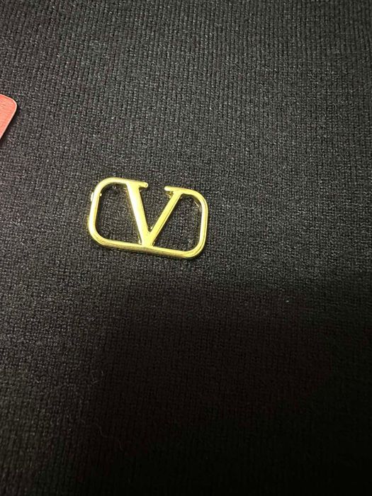 Valentino-Чисто нов автентичен пуловер ХЛ размер