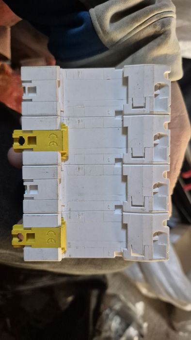 Siguranta automata modulara 125A