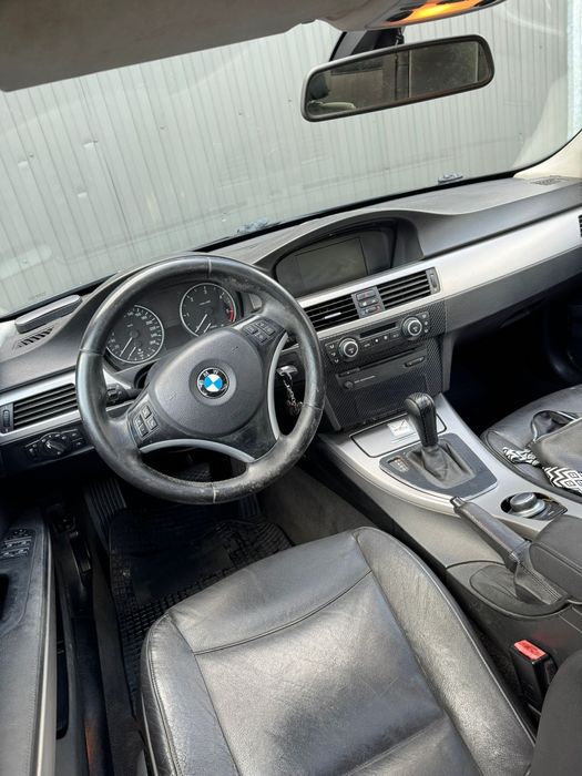 Vand BMW Seria 3 E90 Automat 2.0D