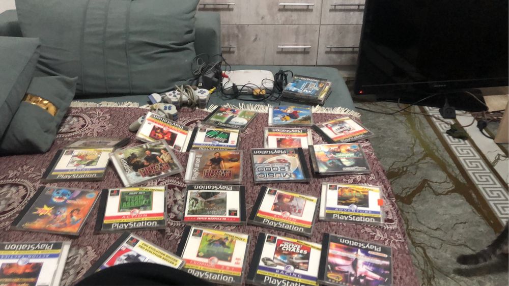 Продам Раритет! Sony playstation 1!!