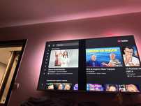 Телевизор Philips 55 инча с повреда - черна лента по средата на екрана