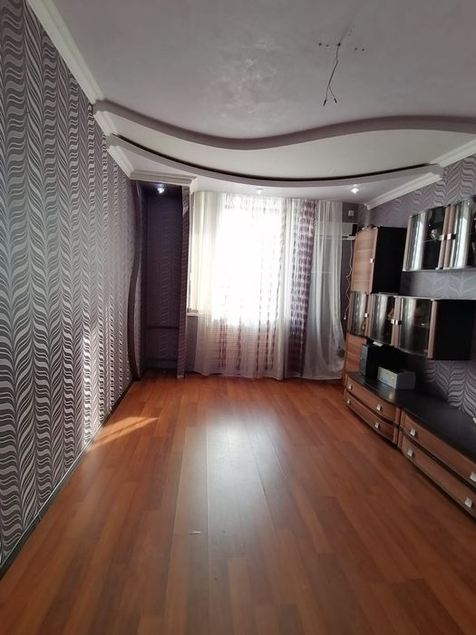 Продается 2х комнатная квартира по ул. Абая 27. 2этаж.