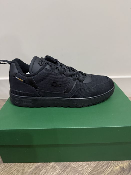 Зимние кроссовки Lacoste