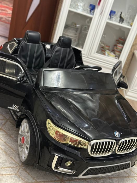 Детский автомобиль