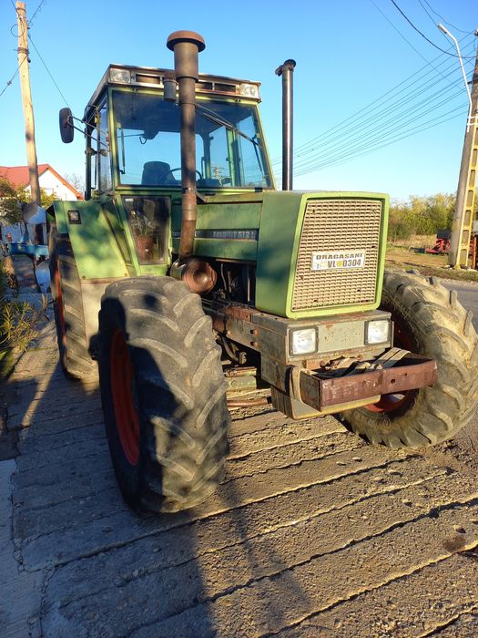Vând tractor Fendt 612 LS
