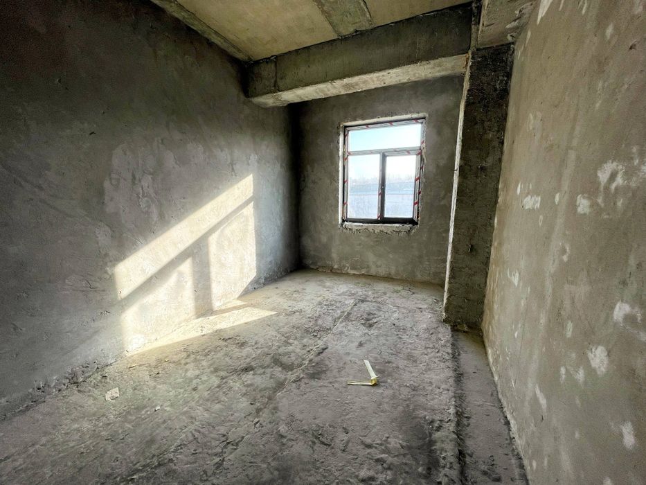 Продаётся своя квартира