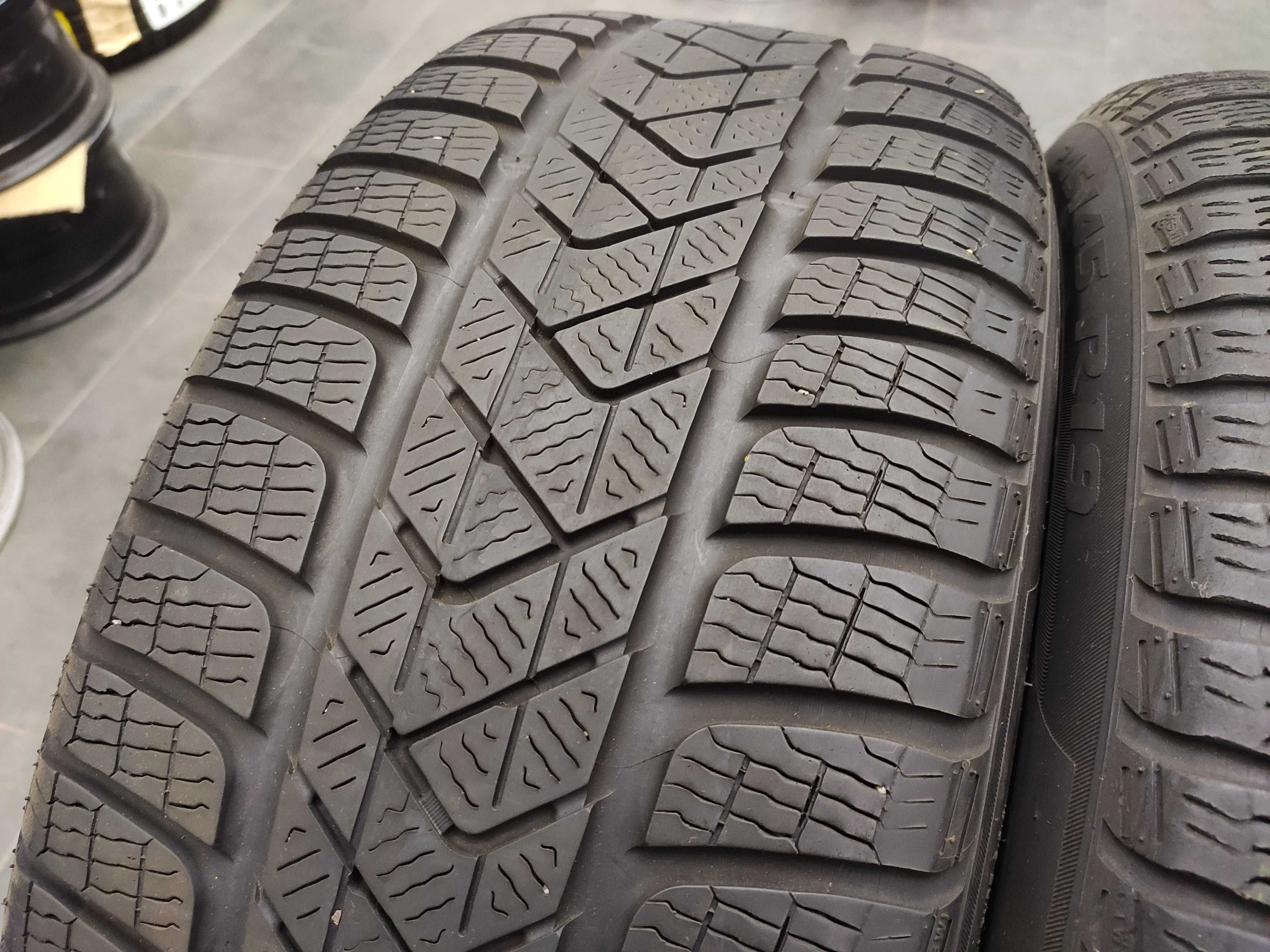 4бр Зимни Гуми 245 45 19 - Pirelli Runflat