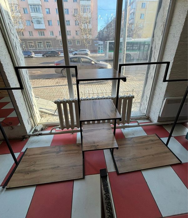 Тогровое оборудование стойки для одежды вешала