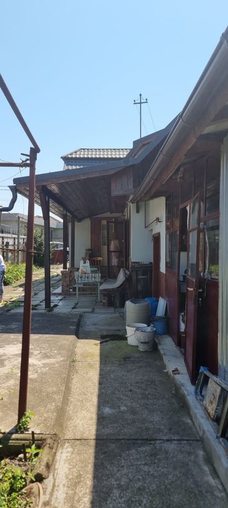 Vand casa de locuit