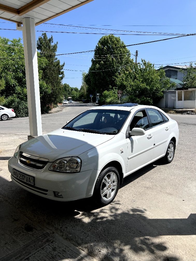 Lacetti 1,6 Aftomat