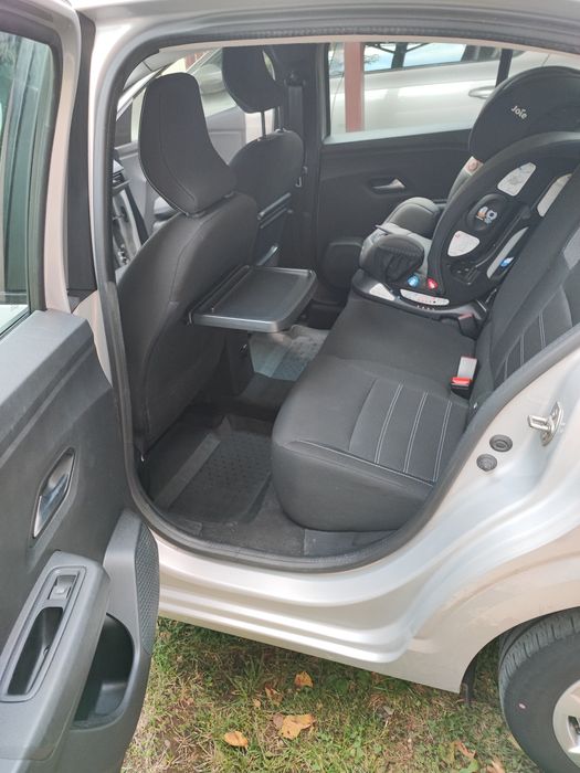Vând Dacia Logan Eco-G100