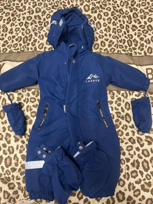 Продам комбинезон в отличном состоянии