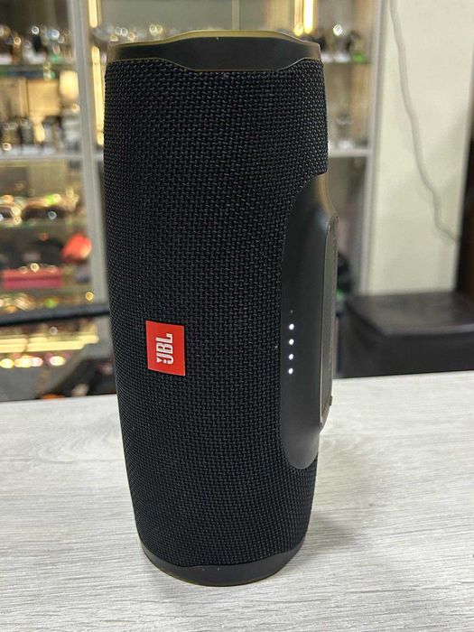 Bluetooth колонка JBL Charge 4